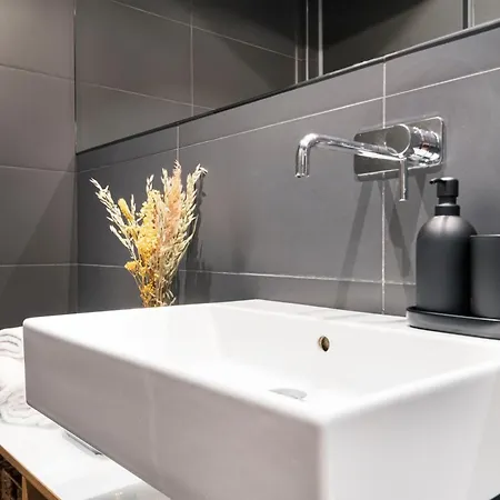 Easylife - Confortevole In Bocconi Apartamento Milán